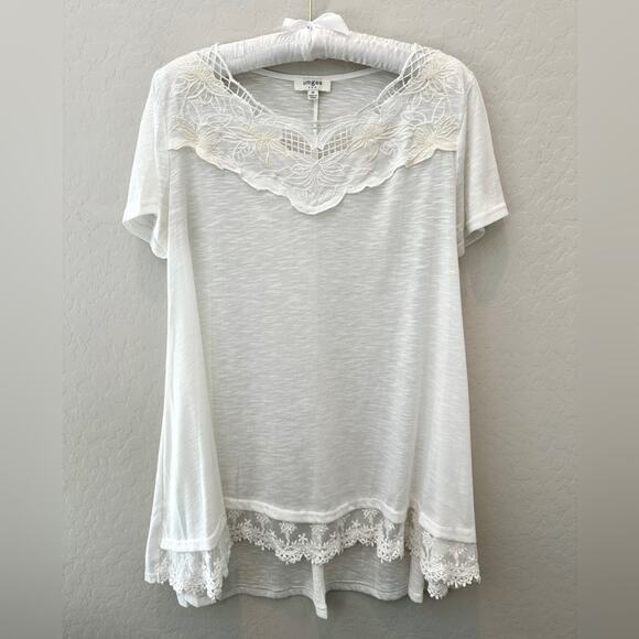 UMGEE | White Lace Trim Tunic Top Romantic Boho Style | Size Medium - Picture 1 of 7
